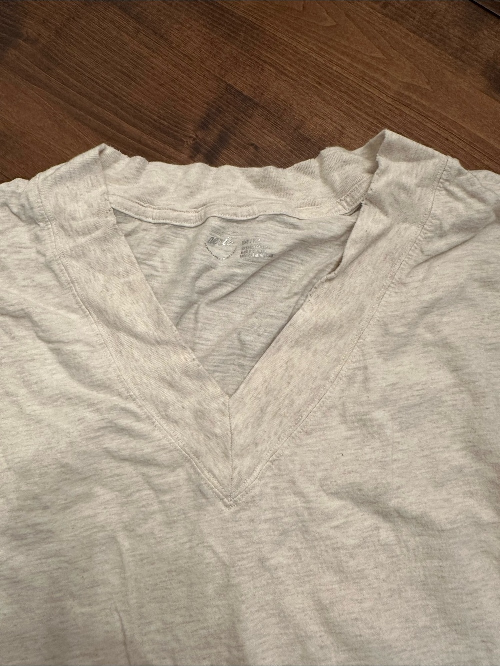 Aerie Light Beige/ cream colored V-Neck Tee - Size XXS